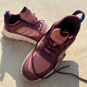 Adidas Muave Sneakers